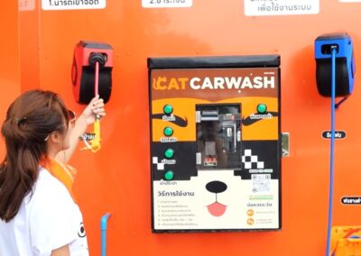 ล้างรถ บางจาก เรวดี 2in1 แบบ หยอดเหรียญ ที่แรกในไทย | ล้างรถ + อบหมวกกันน็อคในเครื่องเดียว Catcarwash เปิดบริการ 24 ชั่วโมง!